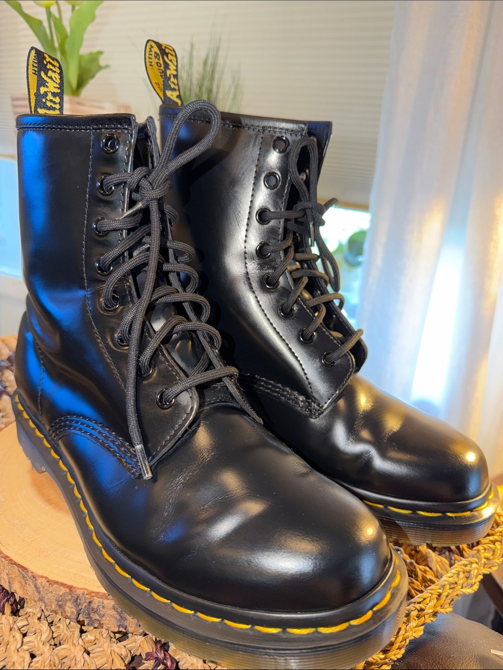 Dr Martens 1460 11821 Black Smooth Leather 8 Eye Boots Womens 10 EU 42